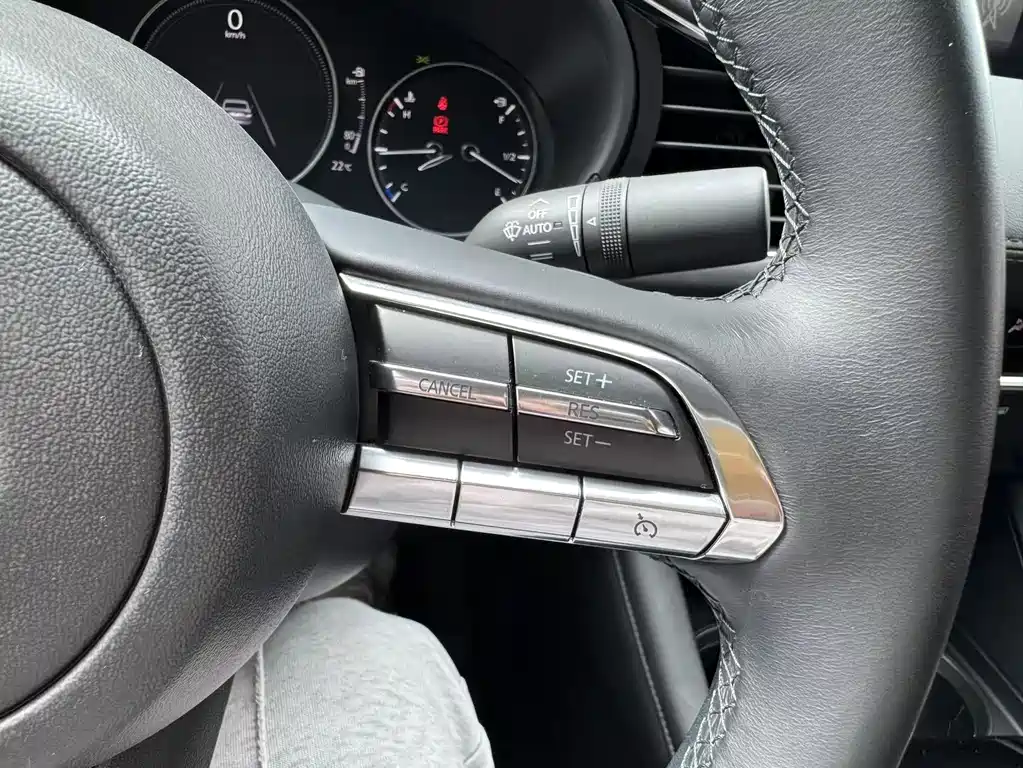 Mazda3 Angkesela 2022 2.0L automatic quality version купить на сайте DeffCars