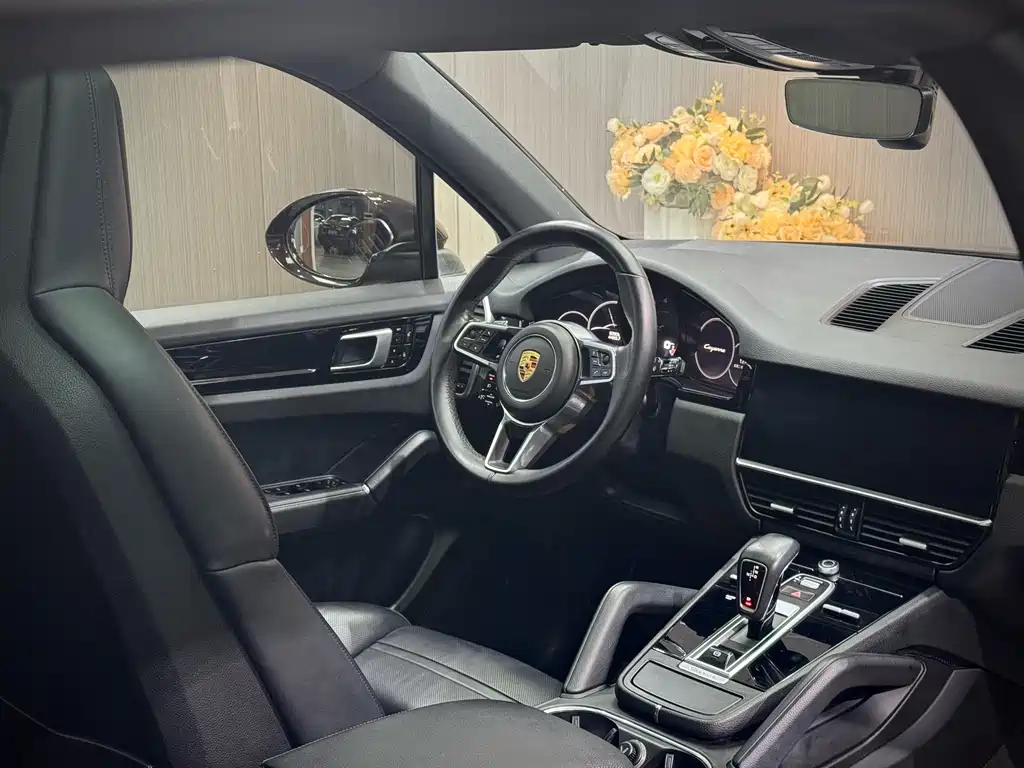 Cayenne 2018 Cayenne 3.0T купить на сайте DeffCars