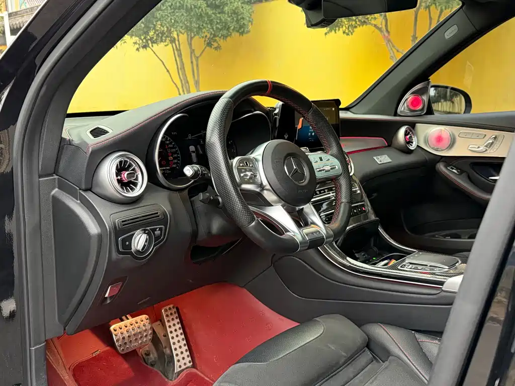 Mercedes-Benz GLC AMG 2022 AMG GLC 43 4MATIC купить на сайте DeffCars