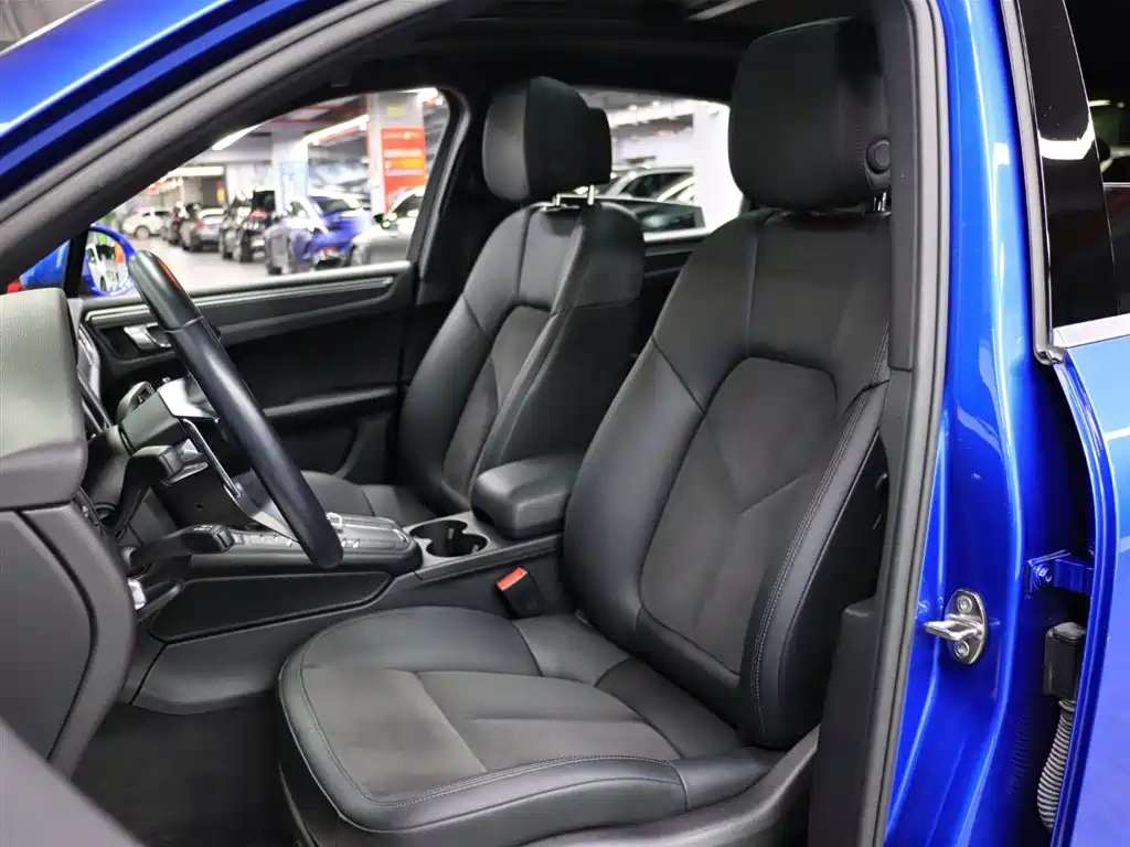 Macan 2017 Macan 2.0T купить на сайте DeffCars