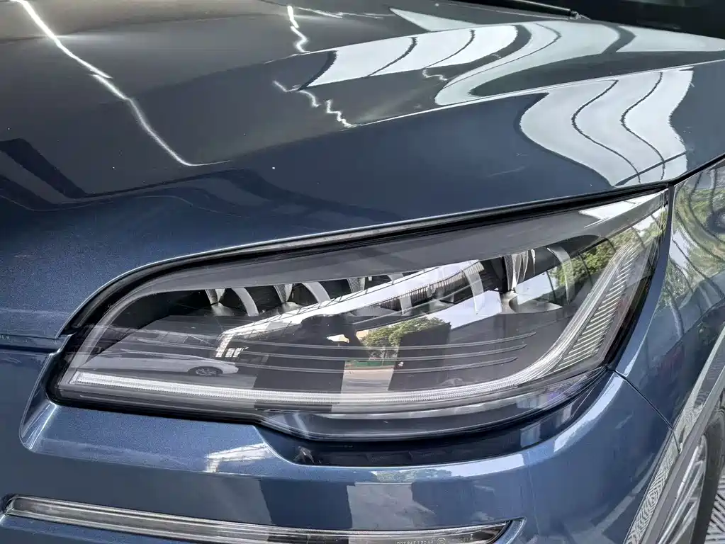 Aviator (Imported) 2020 3.0T V6 AWD Premium Edition купить на сайте DeffCars