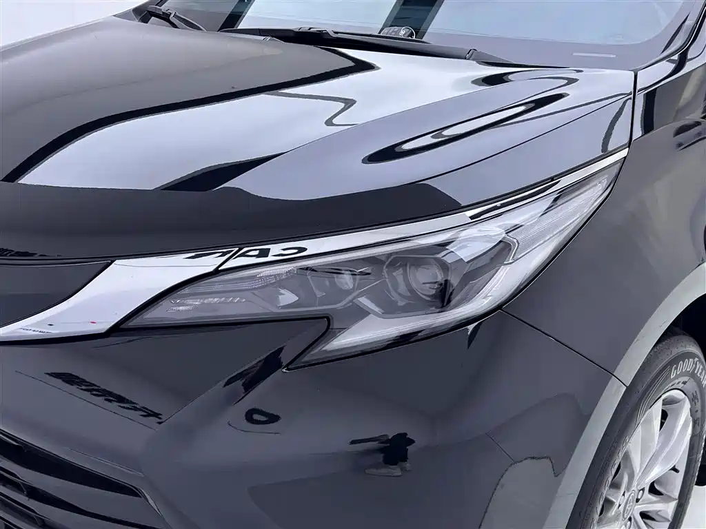 SIENNA 2024 2.5L Hybrid Comfort Edition купить на сайте DeffCars