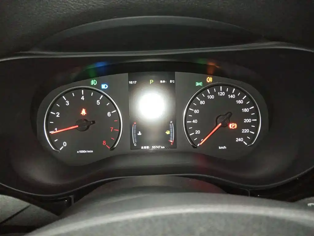 Song MAX 2019 1.5T automatic smart connected Ruiyi sunroof type 6 seats National V купить на сайте DeffCars