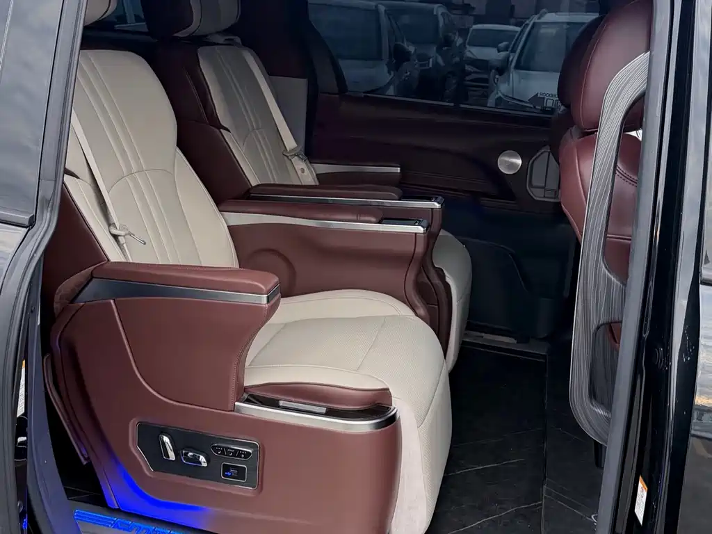 SIENNA 2021 2.5L Hybrid Comfort Edition купить на сайте DeffCars
