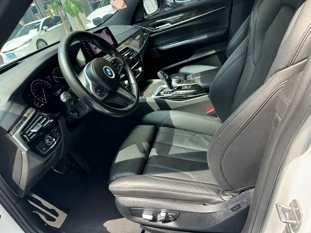 BMW 6 Series GT 2019 630i M Sports Package купить на сайте DeffCars