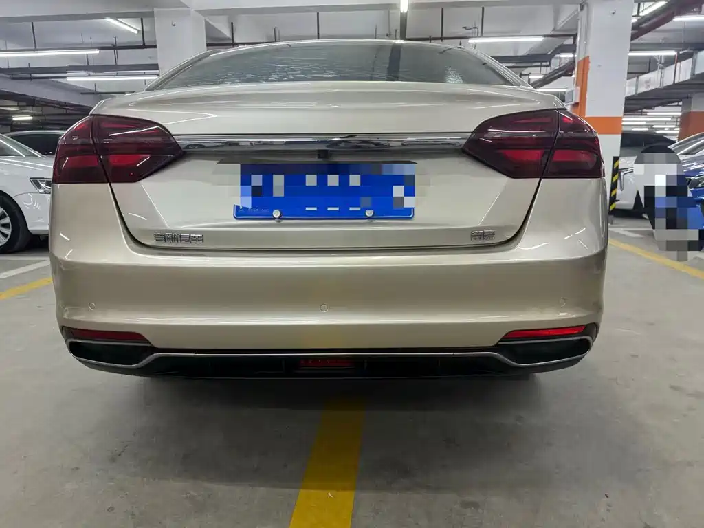 Emgrand 2019 Leading Edition 1.5L CVT upward interconnection type National V купить на сайте DeffCars