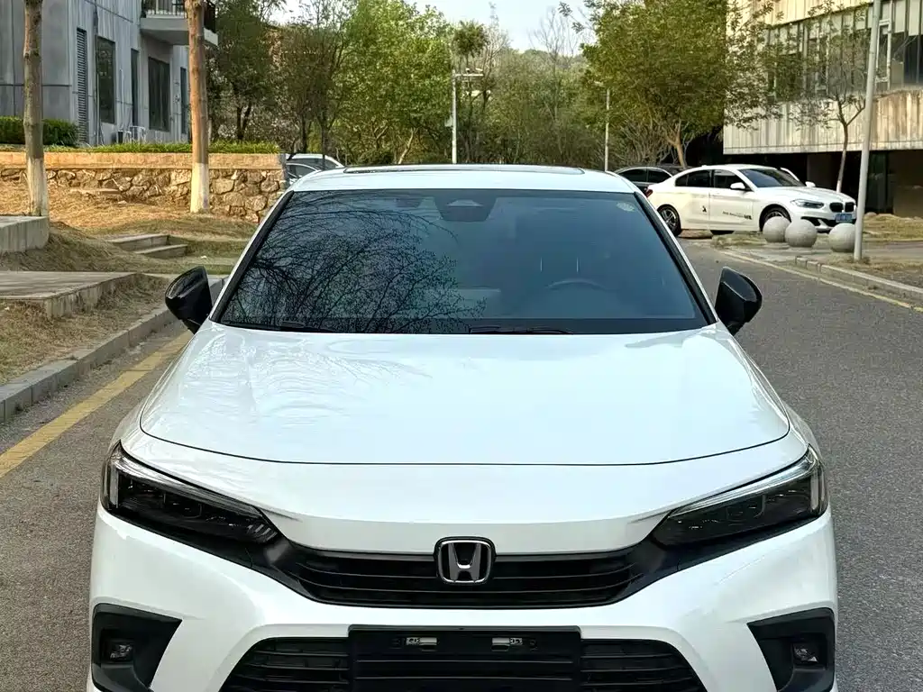 Civic 2022 240TURBO CVT combustion version купить на сайте DeffCars