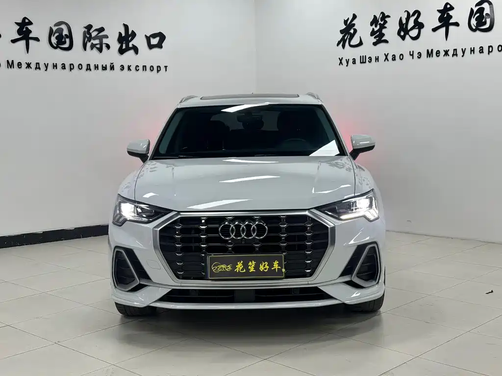 Audi Q3 2022 35 TFSI Fashionable and Dynamic купить на сайте DeffCars