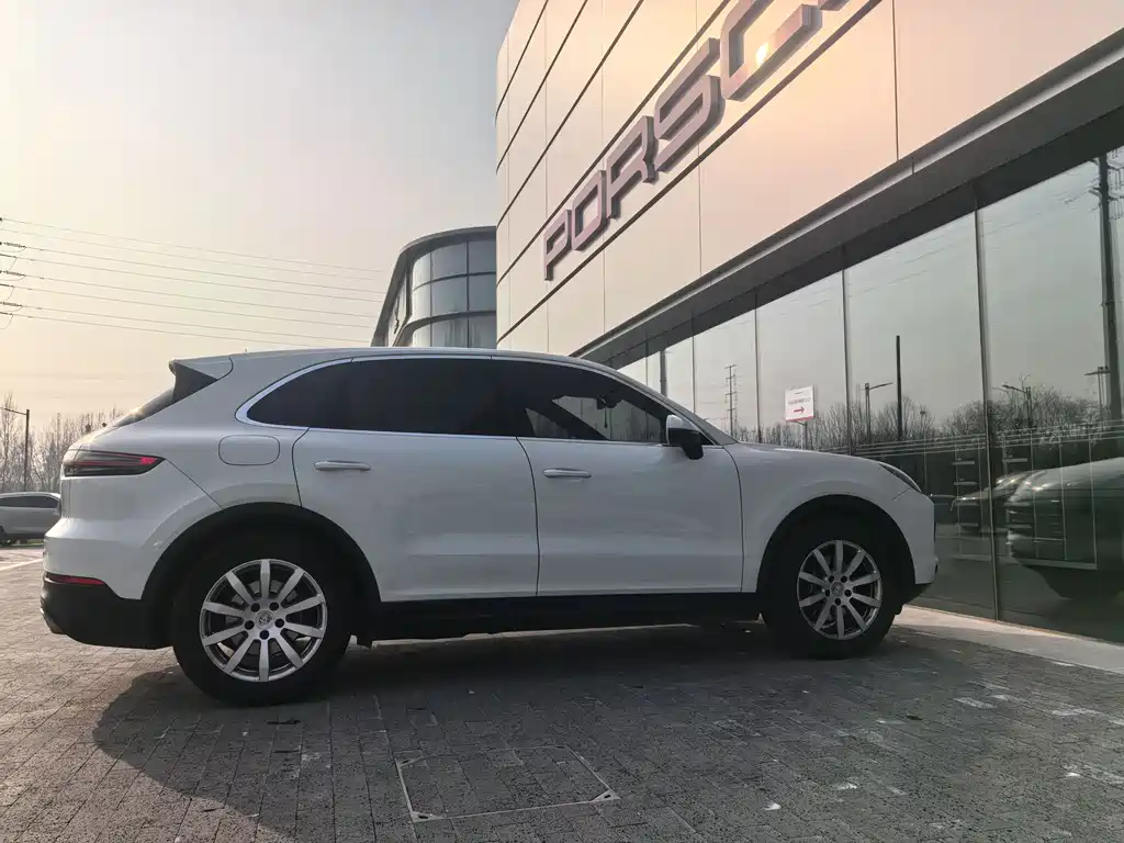 Cayenne 2018 Cayenne 3.0T купить на сайте DeffCars
