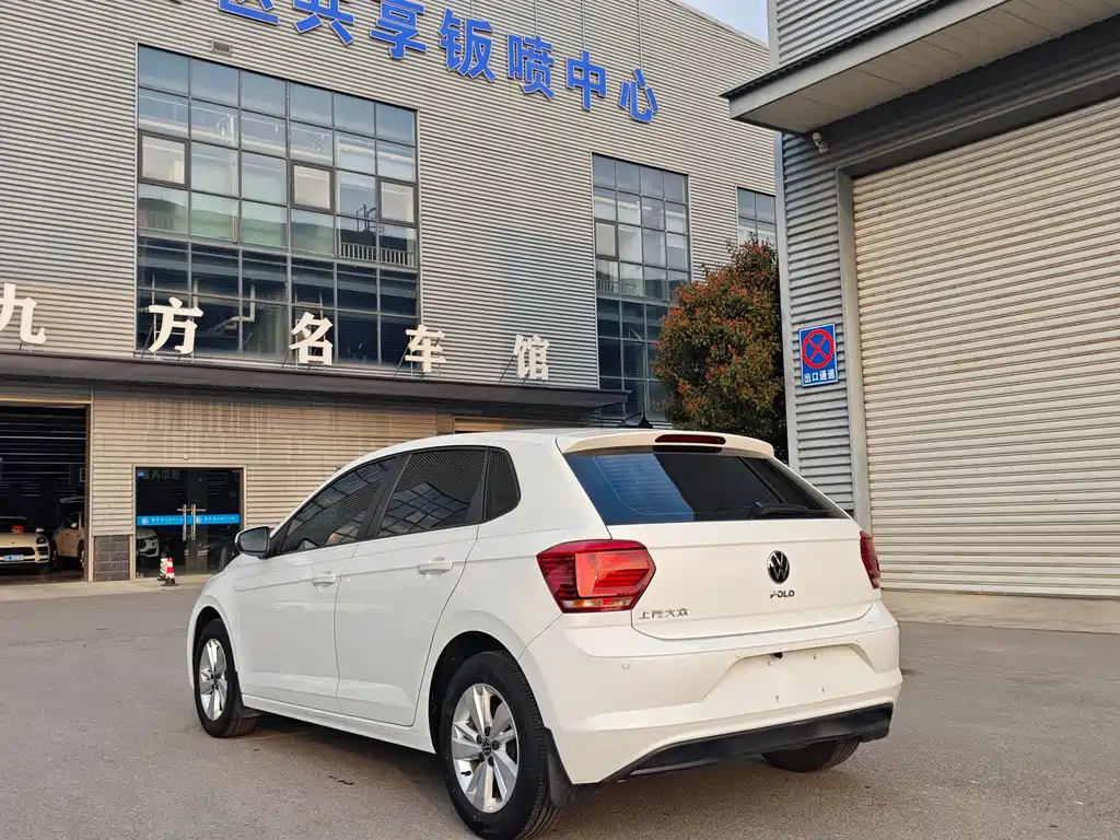 Polo 2023 facelift Plus 1.5L automatic indulgence version купить на сайте DeffCars