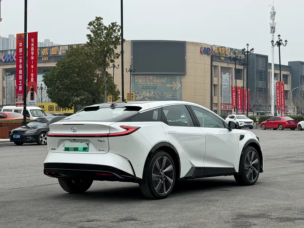 Toyota bZ5 2025 630 PRO Smart Travel Edition купить на сайте DeffCars