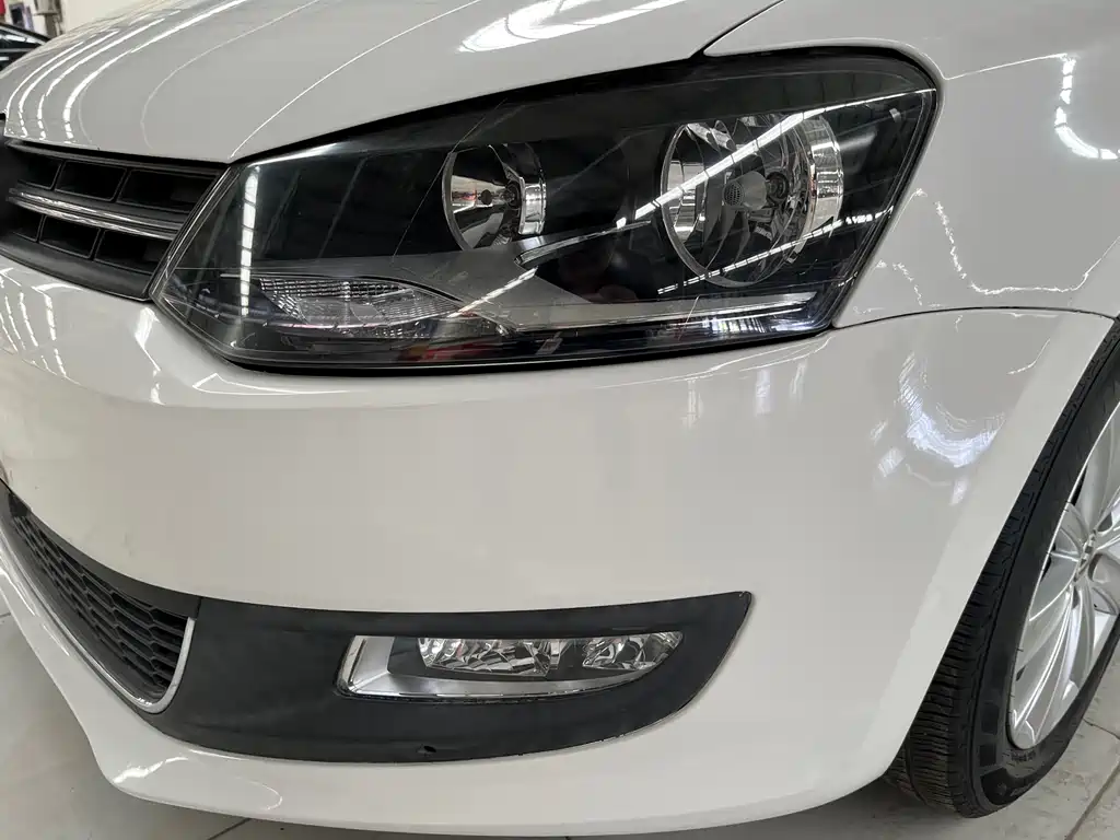 Polo 2013 1.6L automatic luxury version купить на сайте DeffCars