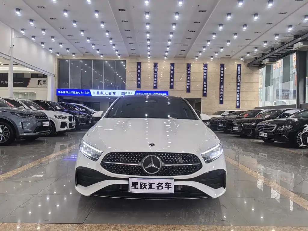 Mercedes-Benz A-Class 2024 A 200 L Fashion купить на сайте DeffCars