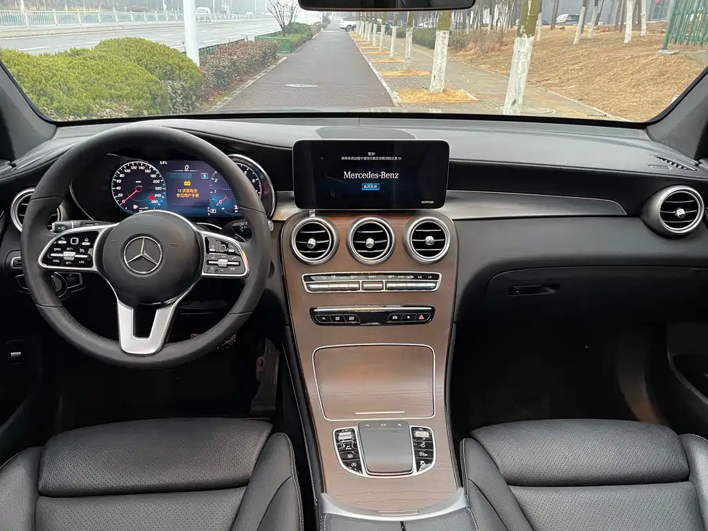 Mercedes-Benz GLC 2020 GLC 260 L 4MATIC luxury model купить на сайте DeffCars