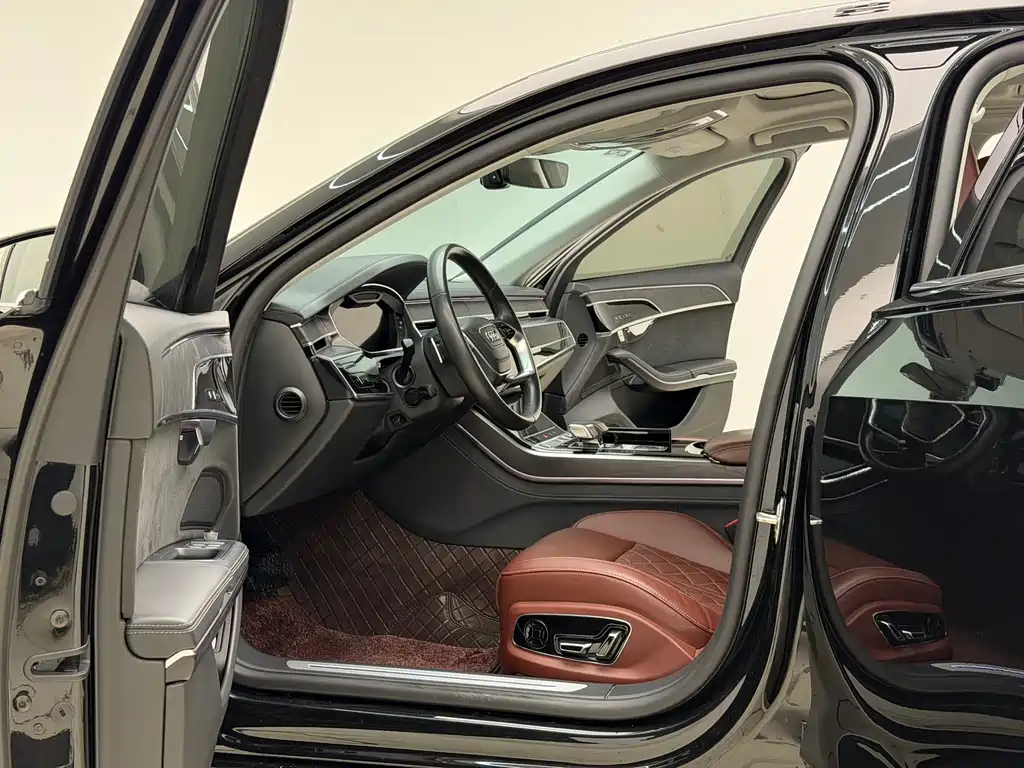 Audi A8 2023 A8L 50 TFSI quattro Premium Selection купить на сайте DeffCars