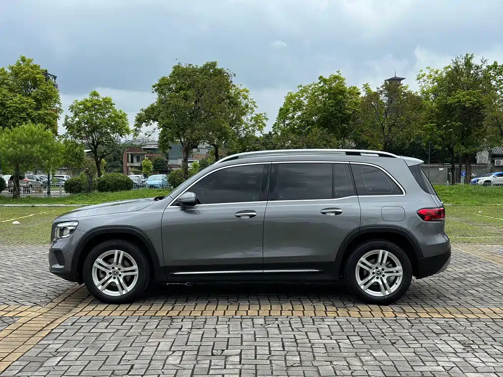 Mercedes GLB 2021 200 Dynamic купить на сайте DeffCars