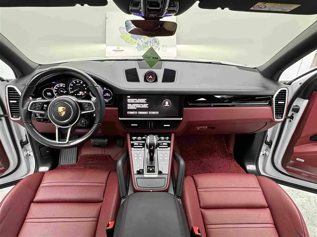 Cayenne New Energy 2023 Cayenne E-Hybrid 2.0T Platinum Edition купить на сайте DeffCars