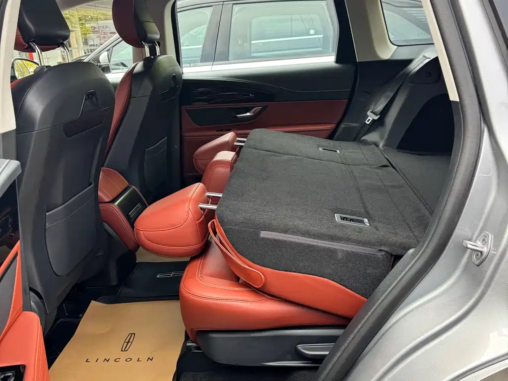 Voyager 2025 2.0T four-wheel drive Zunyi hybrid version купить на сайте DeffCars