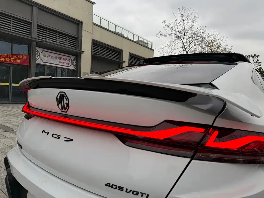 MG7 2023 2.0T automatic Trophy+ engine version купить на сайте DeffCars