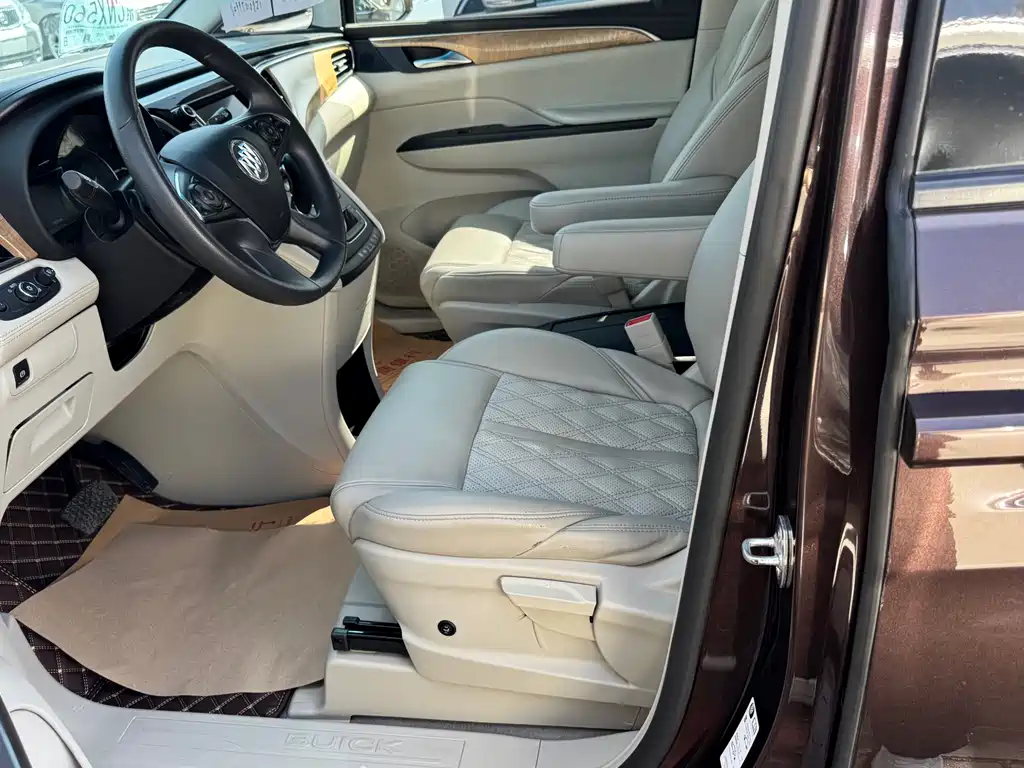 Buick GL8 2018 ES 28T Comfort Type National VI купить на сайте DeffCars
