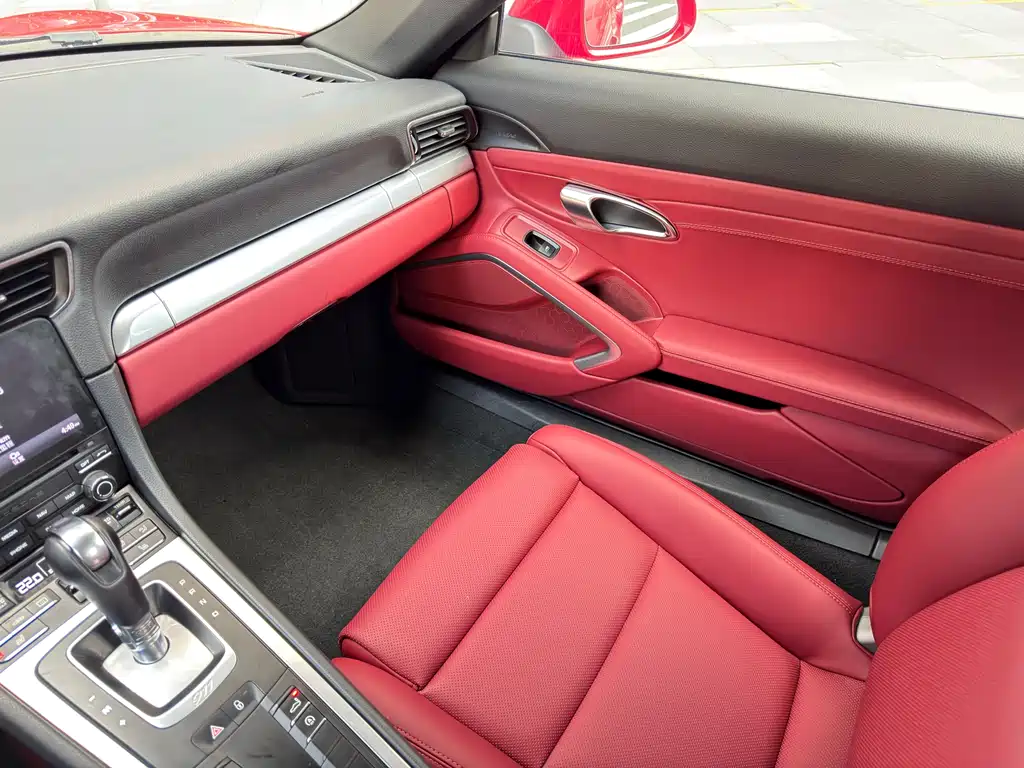 Porsche 911 2016 Carrera 3.0T купить на сайте DeffCars