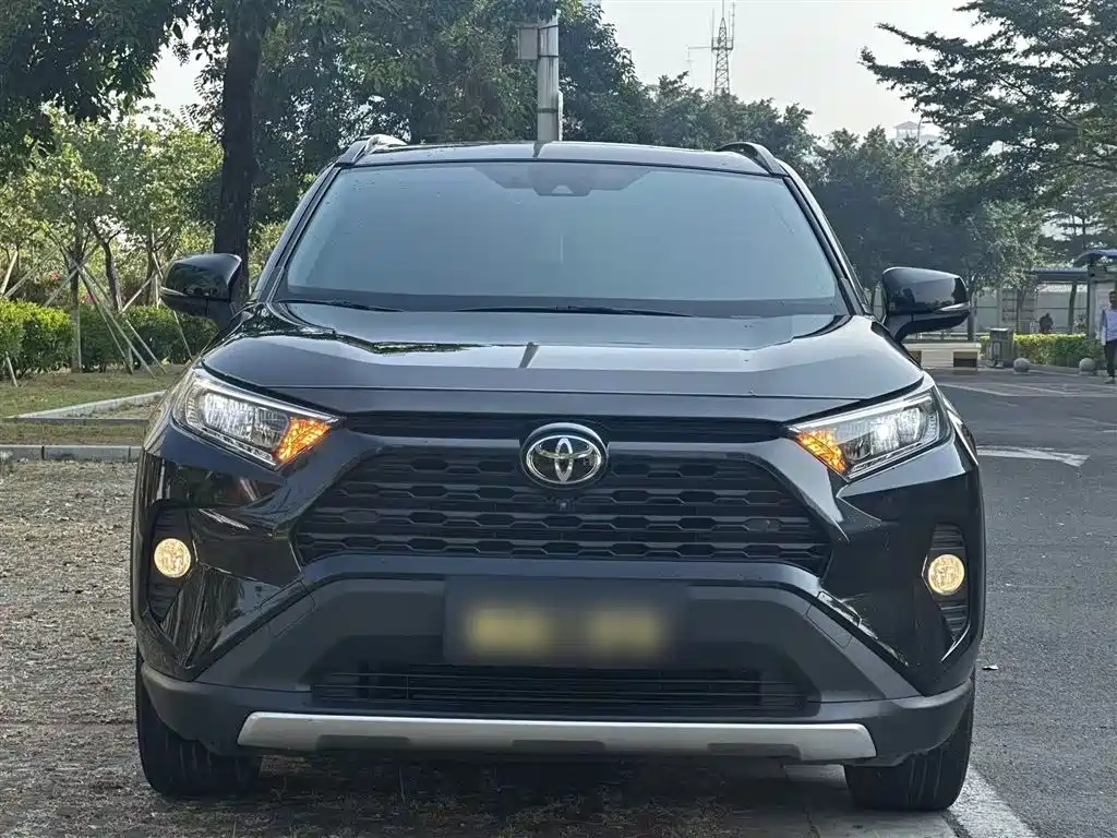 RAV4 Rongfang 2022 2.0L CVT two-wheel drive fashion Plus version купить на сайте DeffCars