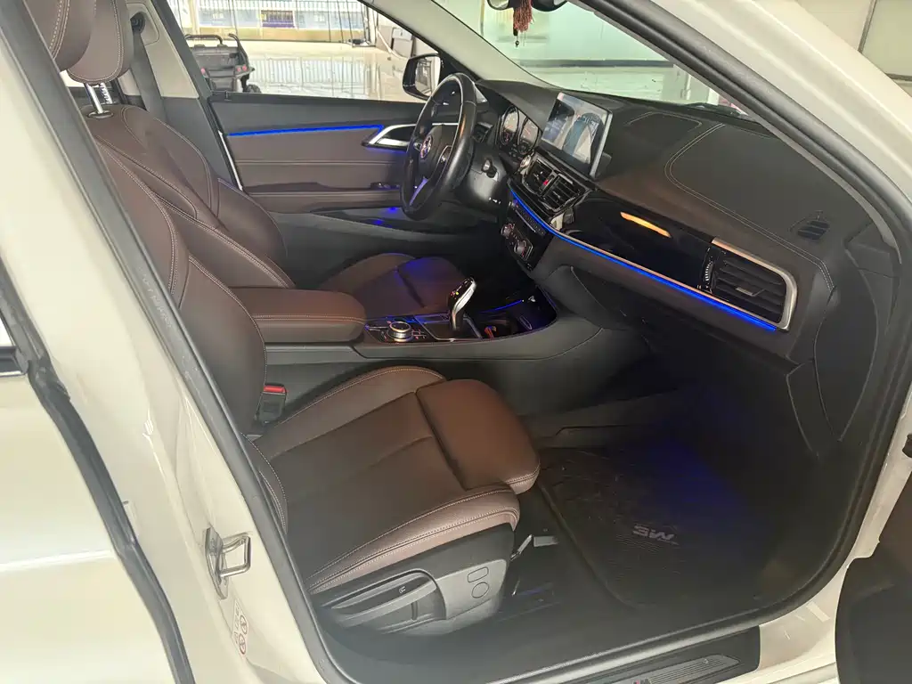 BMW 1 Series 2021 120i M Sports Edition купить на сайте DeffCars