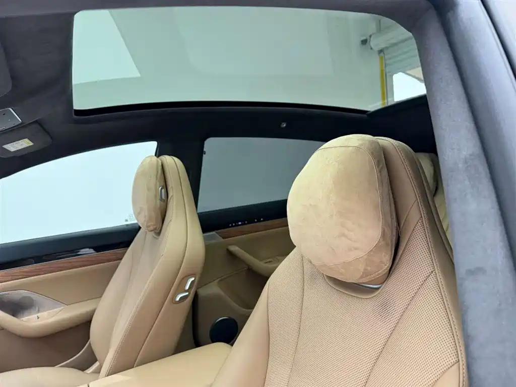 Zhijie R7 2025 extended range 251km Max купить на сайте DeffCars