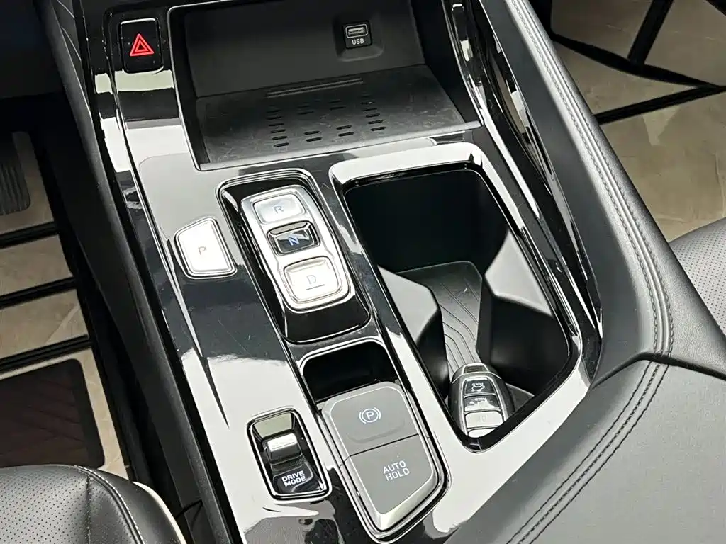 Kusitu 2021 380TGDi Smart Love Premium Edition LUX Premium купить на сайте DeffCars