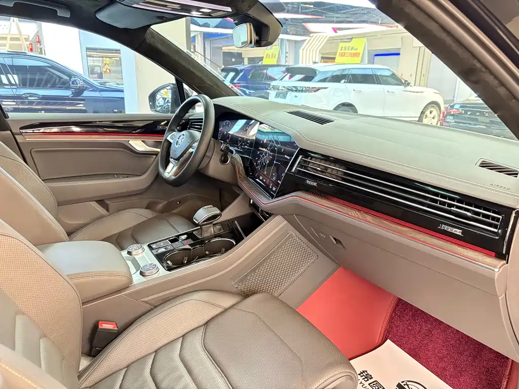 Touareg 2019 3.0TSI Ruifeng Edition National VI купить на сайте DeffCars