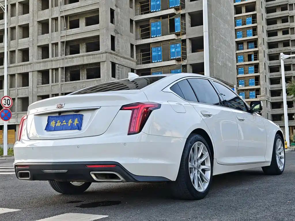 Cadillac CT5 2020 28T Fashion Model купить на сайте DeffCars