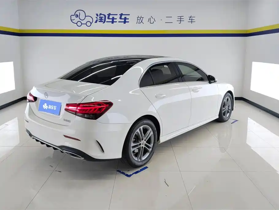 Mercedes-Benz A-Class 2022 A 180 L Sports Sedan купить на сайте DeffCars