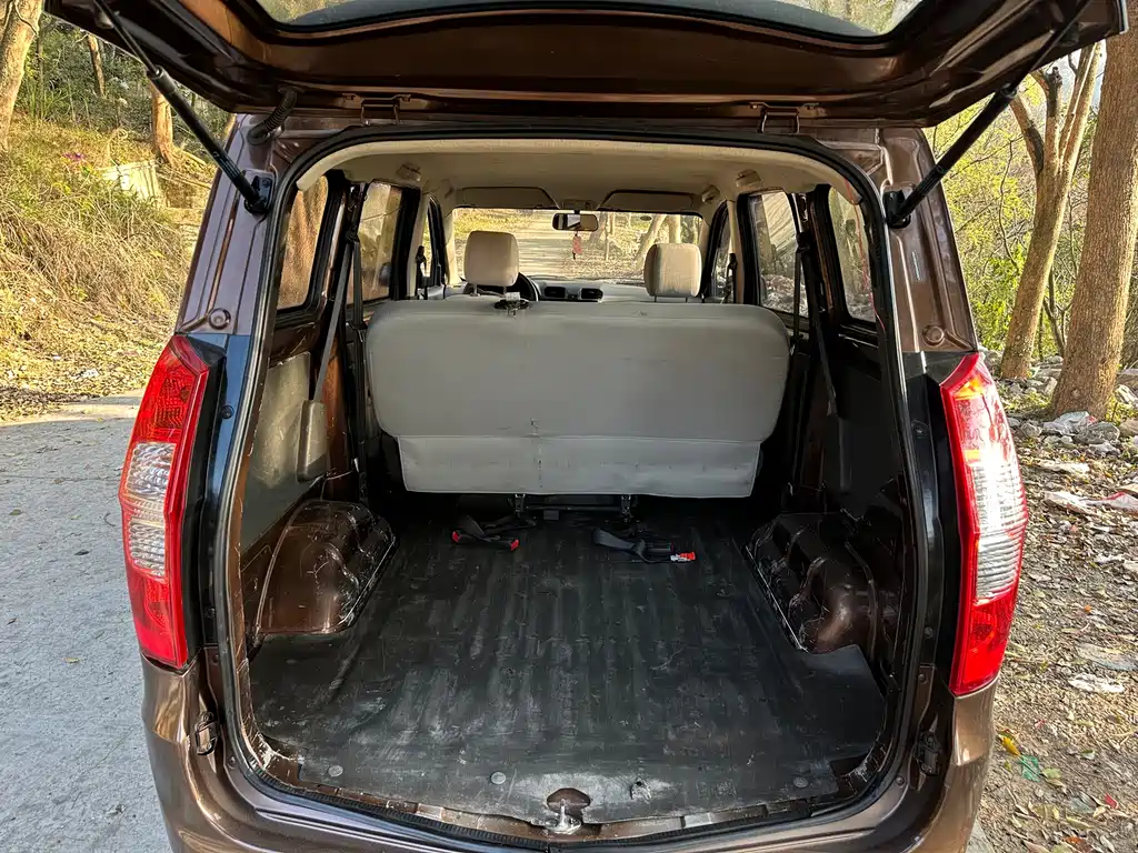 Wuling Hongguang 2015 1.5L S basic model National V купить на сайте DeffCars