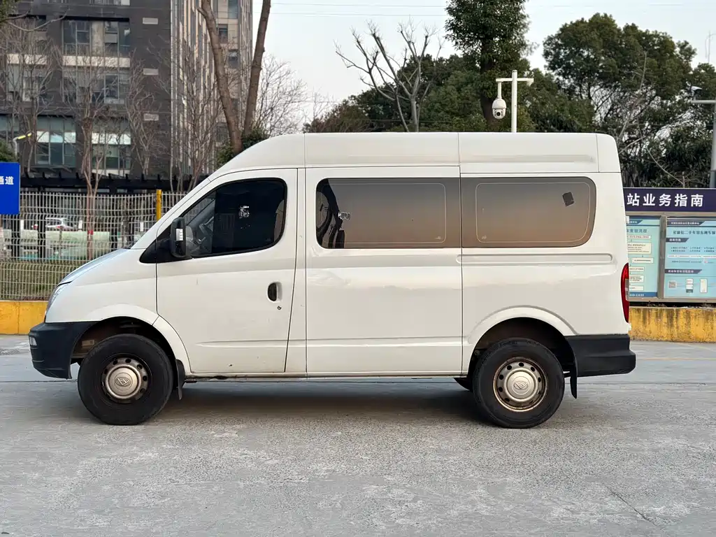 Xintu V80 2019 2.0T Plus 6-speed manual Aoyuntong short-axle mid-top 5/6-seat купить на сайте DeffCars