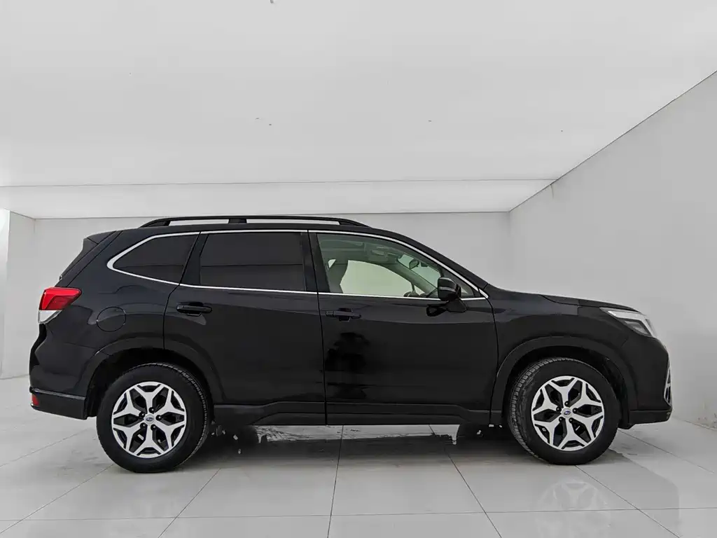Forester 2019 2.0i Deluxe Edition купить на сайте DeffCars