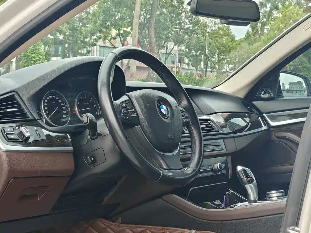 BMW 5 Series 2014 525Li Luxury Design Package купить на сайте DeffCars