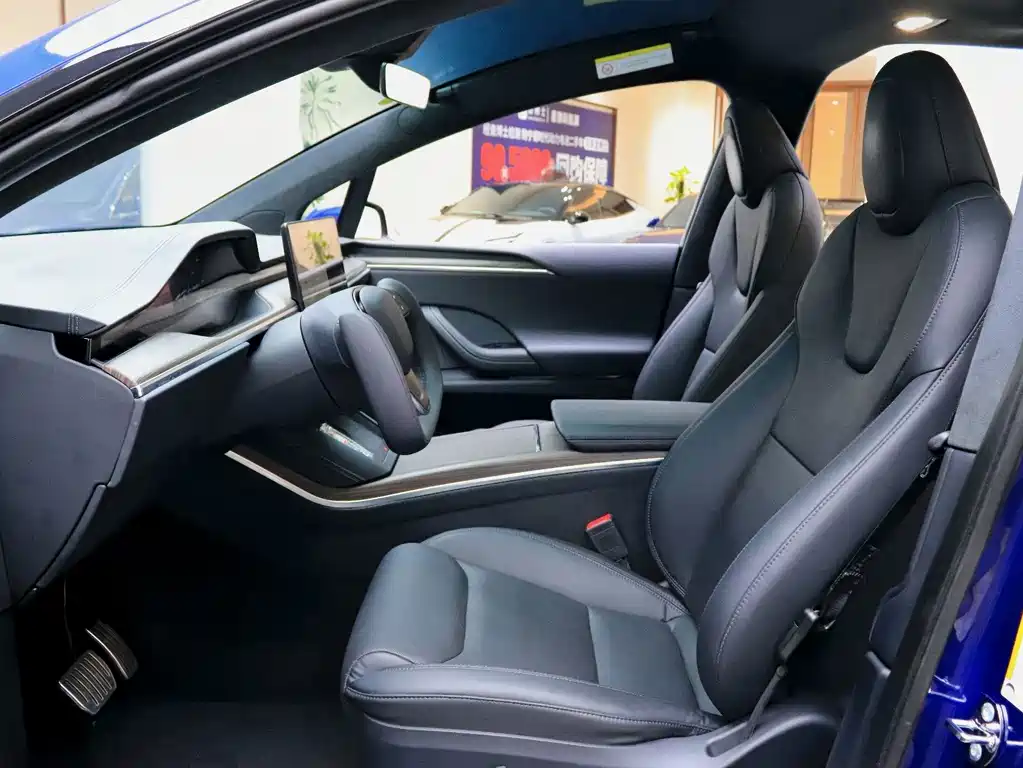Model X 2023 dual-motor all-wheel drive version купить на сайте DeffCars