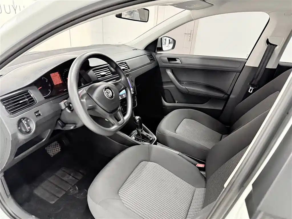 Santana 2019 1.5L automatic fashion version National VI купить на сайте DeffCars