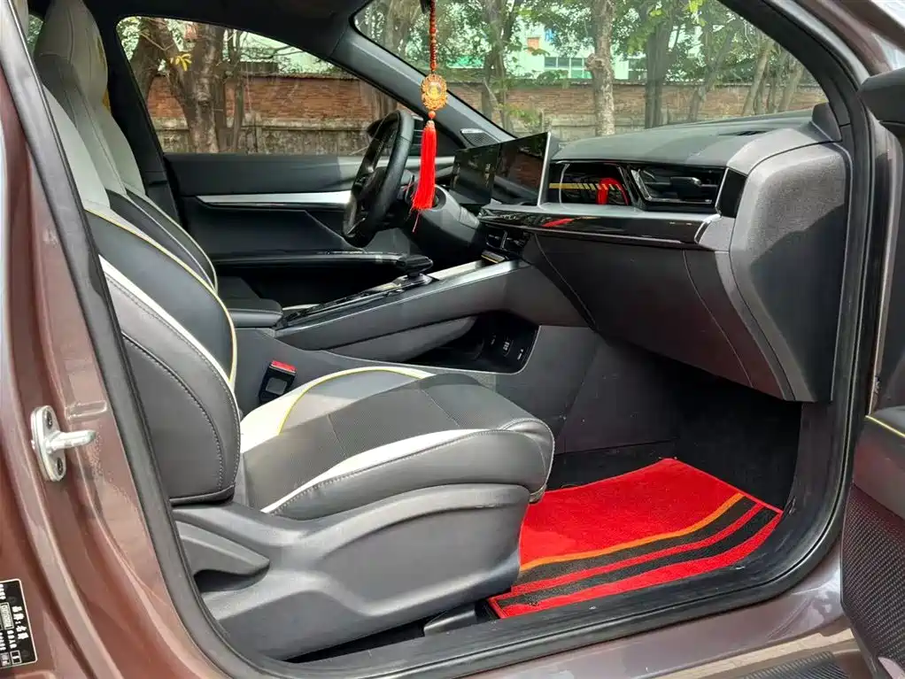 MG5 Scorpio 2022 1.5T Trophy Sports Luxury Edition купить на сайте DeffCars