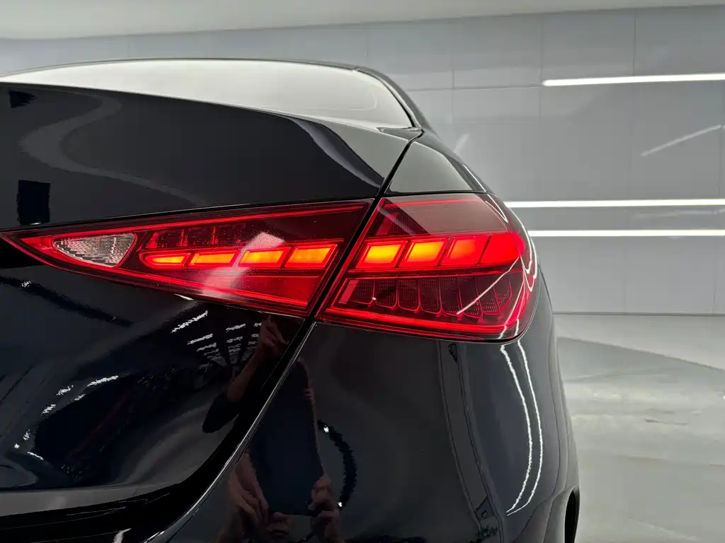 Mercedes-Benz C-Class 2024 C 200 L Sports Edition купить на сайте DeffCars