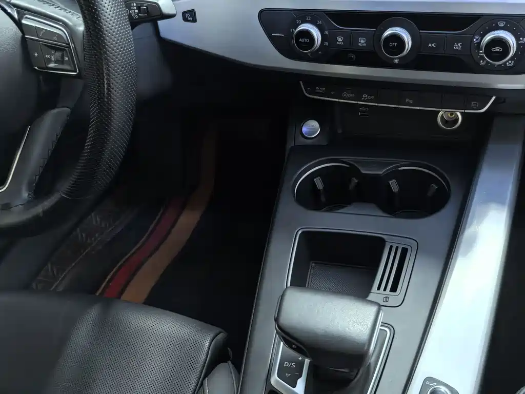 Audi A4L 2023 40 TFSI Fashionable and Dynamic купить на сайте DeffCars