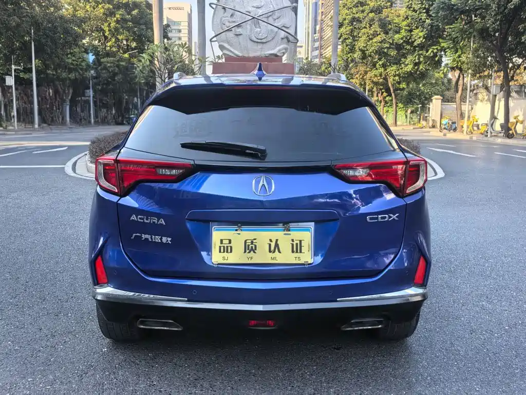 Acura CDX 2016 1.5T 2WD Exclusive Edition купить на сайте DeffCars