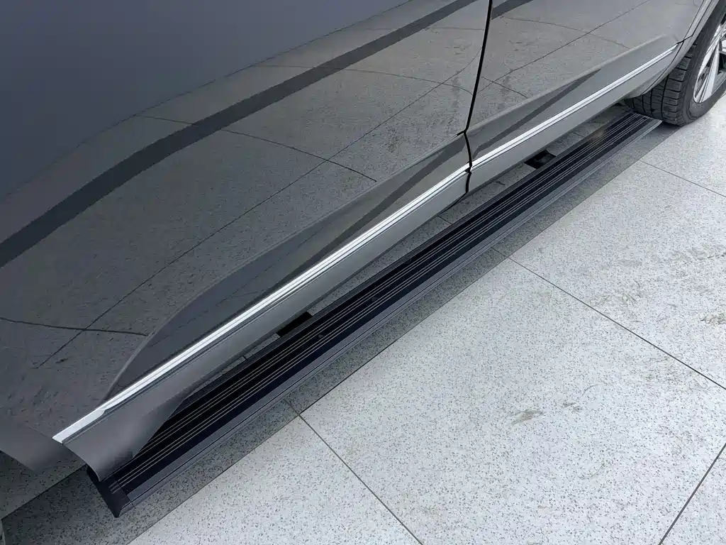 Touron 2024 380TSI four-wheel drive luxury version купить на сайте DeffCars