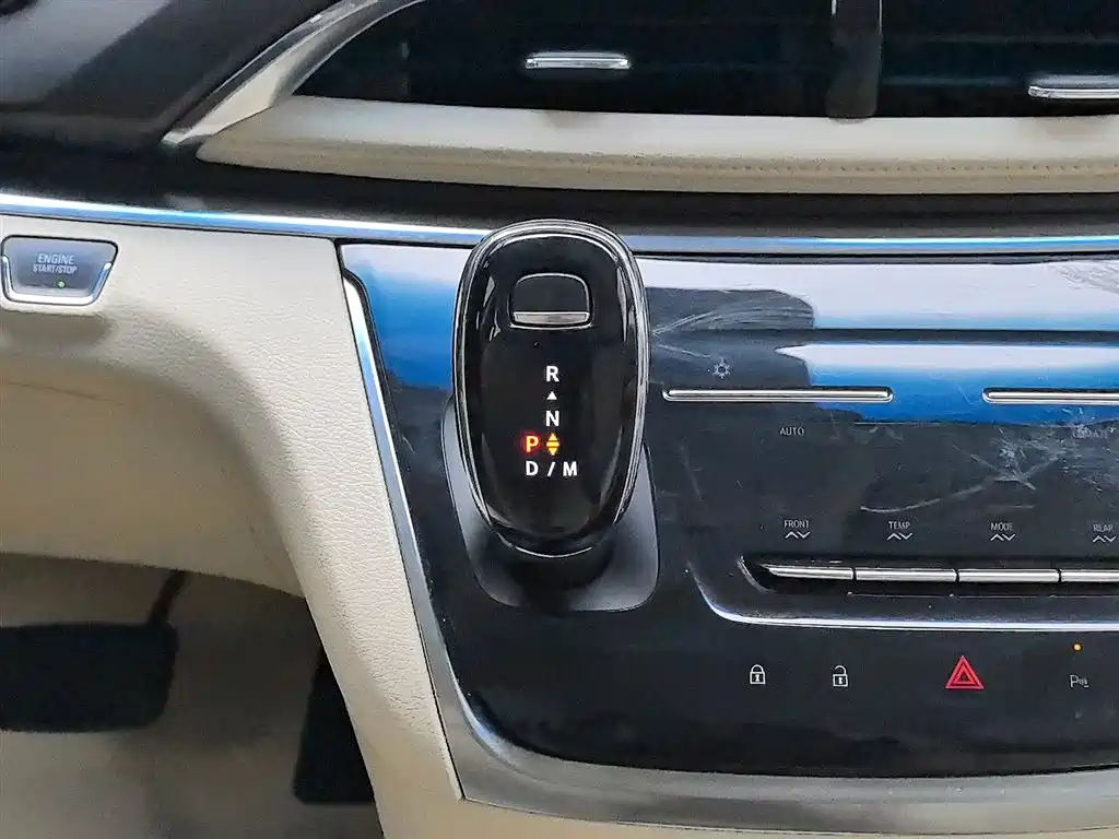 Buick GL8 2023 facelift land business class luxury купить на сайте DeffCars
