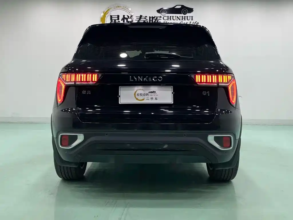 Lynk & Co 01 2017 2.0T two-wheel drive Pro version купить на сайте DeffCars