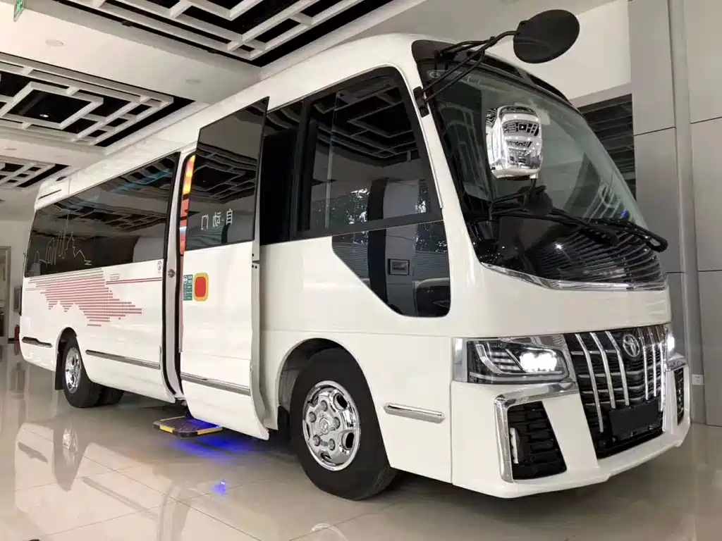 Coaster 2019 4.0L premium car GRB53L-ZCMSK 20-seat special edition 9GR купить на сайте DeffCars