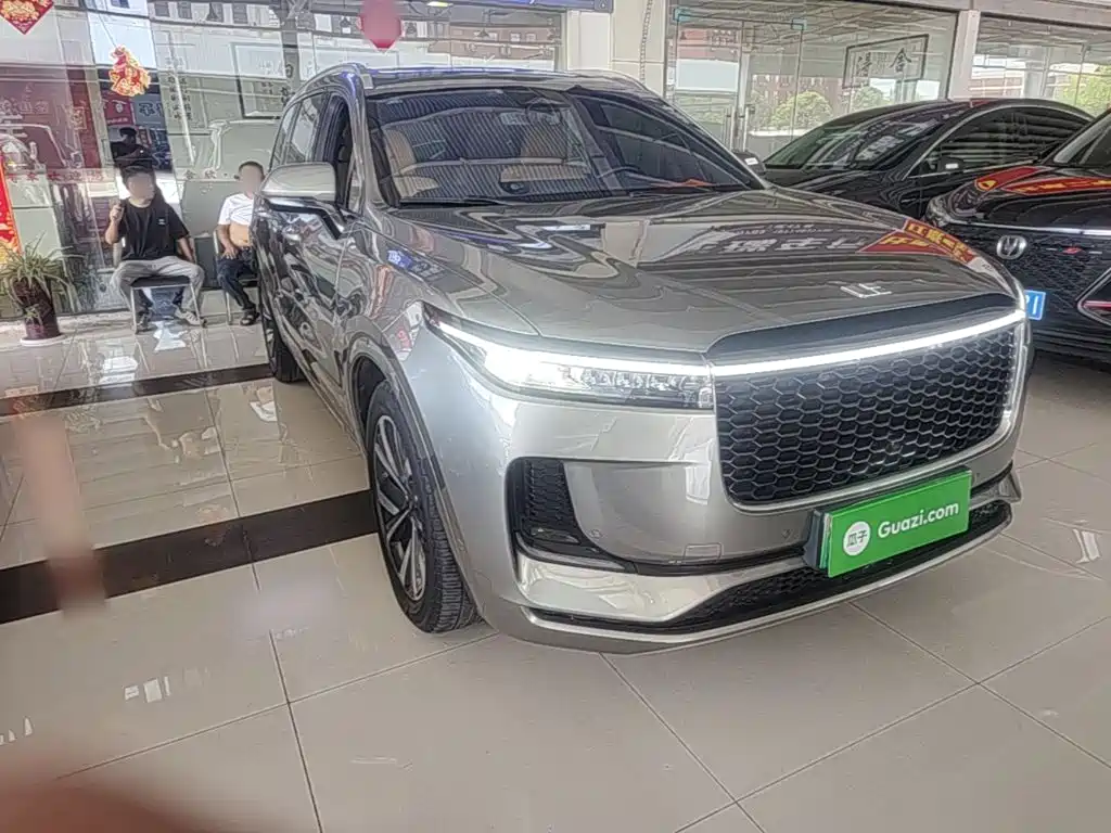 Ideal ONE 2021 extended range 6-seater version купить на сайте DeffCars