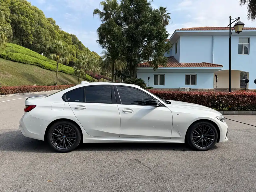 BMW 3 Series 2020 facelift 325i M Sports Night Package купить на сайте DeffCars