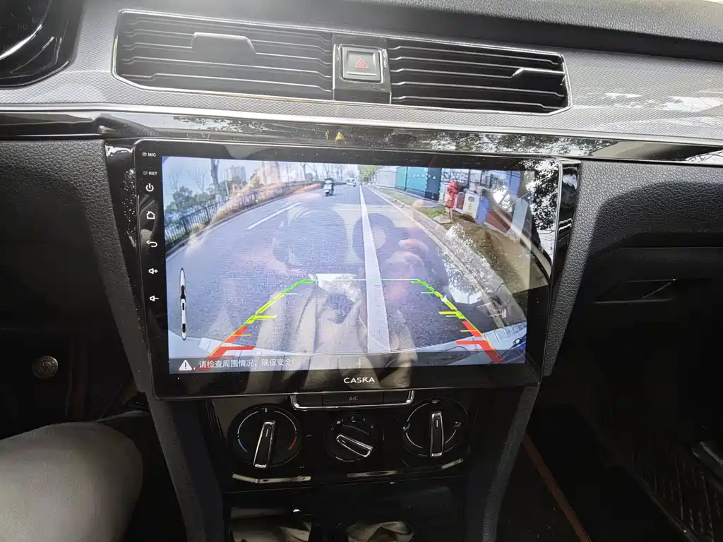 Bora 2018 1.5L automatic comfort model купить на сайте DeffCars