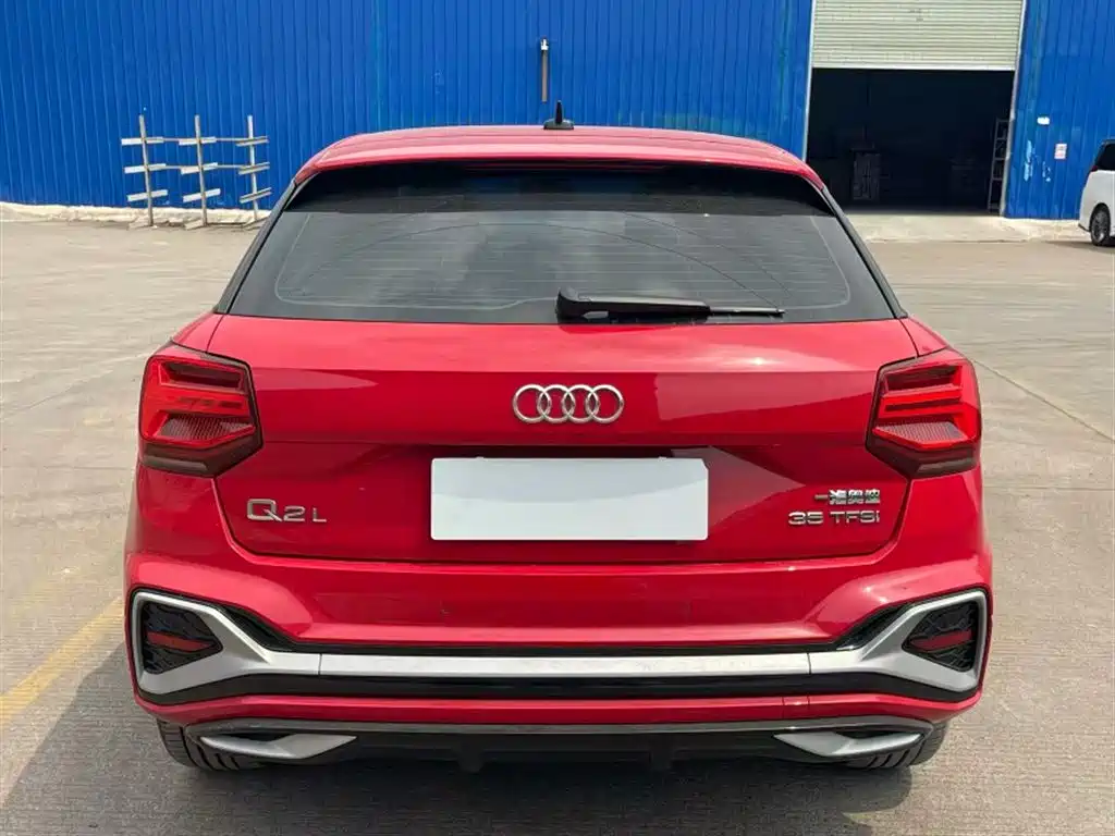 Audi Q2L 2022 35 TFSI aggressive and dynamic model купить на сайте DeffCars